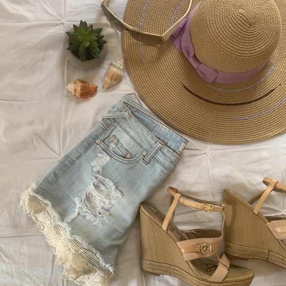 Juniors - Celebrity PINK Jeans, Size 3 - Picture 5 of 10